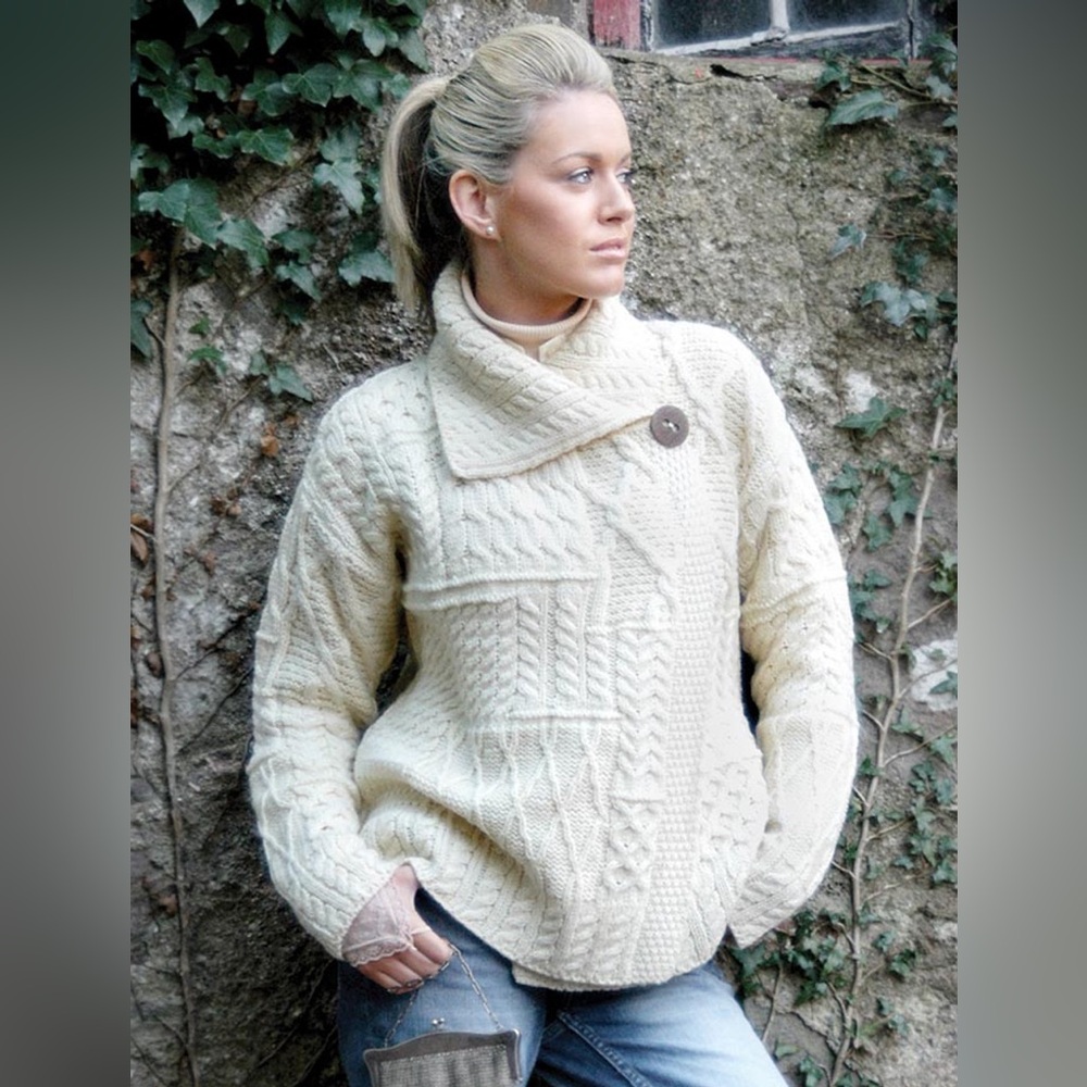 ARAN WOOLLEN MILLS One-Button Sweater with Draped Collar